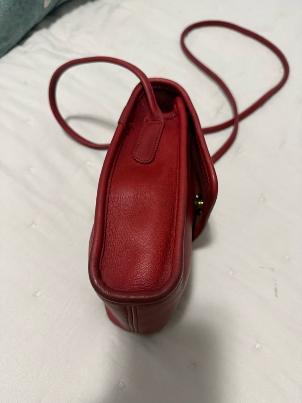 Coach Red Leather Crossbody with Gold Turnlock - Picture 4 of 11